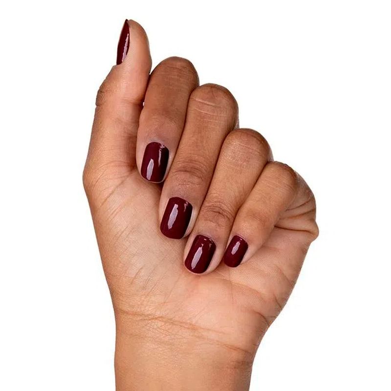 Esmalte-Cremoso-Escarlate-Risque-8ml