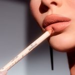Lapis-Delineador-Labial-Angel-Lipliner-Bege-01-By-Pri-Lessa-Catharine-Hill-12g