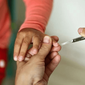 Tesoura Mundial Para Unhas Curva Bc 323 – Corte Preciso